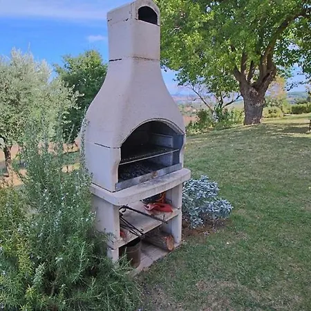Picchio - Charming With Stunning Hill View At Casolare Il Montale Montelabbate Apartman Ripe