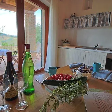 Apartman Picchio - Charming With Stunning Hill View At Casolare Il Montale Montelabbate Ripe