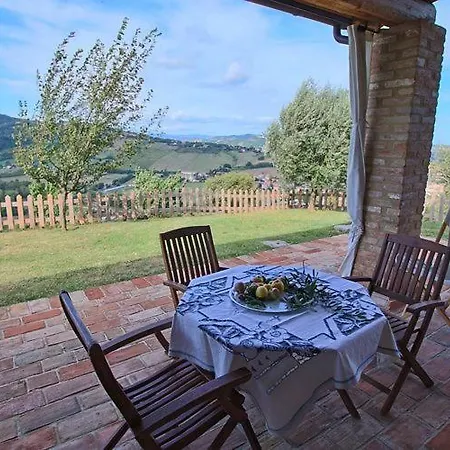 Picchio - Charming With Stunning Hill View At Casolare Il Montale Montelabbate Apartman