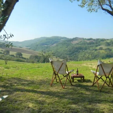 Picchio - Charming With Stunning Hill View At Casolare Il Montale Montelabbate Apartman