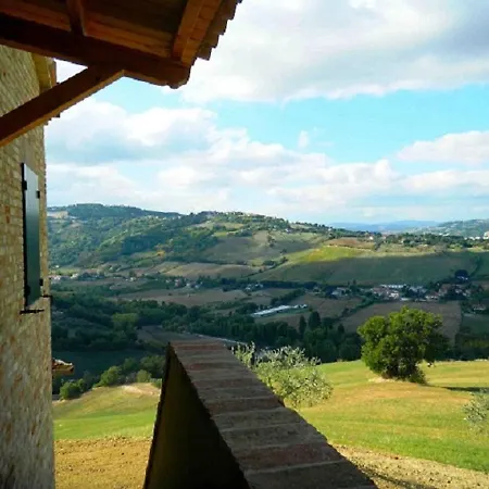 Picchio - Charming With Stunning Hill View At Casolare Il Montale Montelabbate *